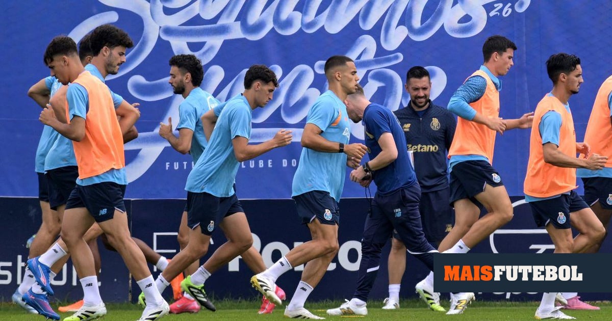 FC Porto regressa aos treinos depois da morte de Jorge Costa