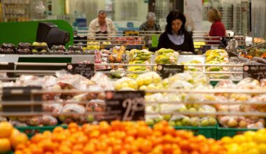Vendas dos dois maiores supermercados batem recorde nos €124 milhões por dia