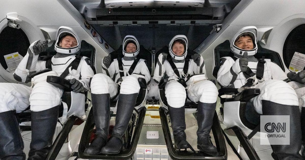 Bem-vindos de volta a casa: astronautas regressaram à Terra na SpaceX após cinco meses na Estação Espacial Internacional