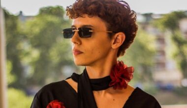 É um novo talento português na moda e aos 20 anos quer vestir todes
