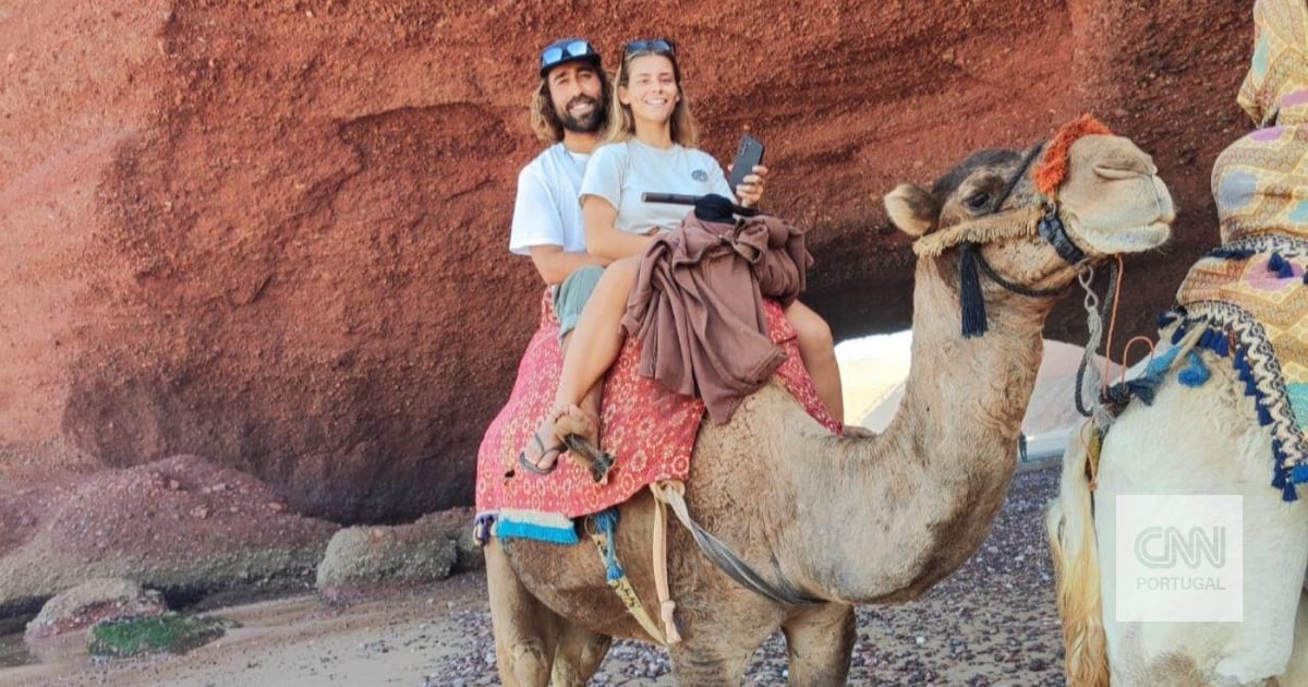 Lara e João conheceram-se em Marrocos. Três semanas depois, ele largou tudo para a reencontrar em Portugal