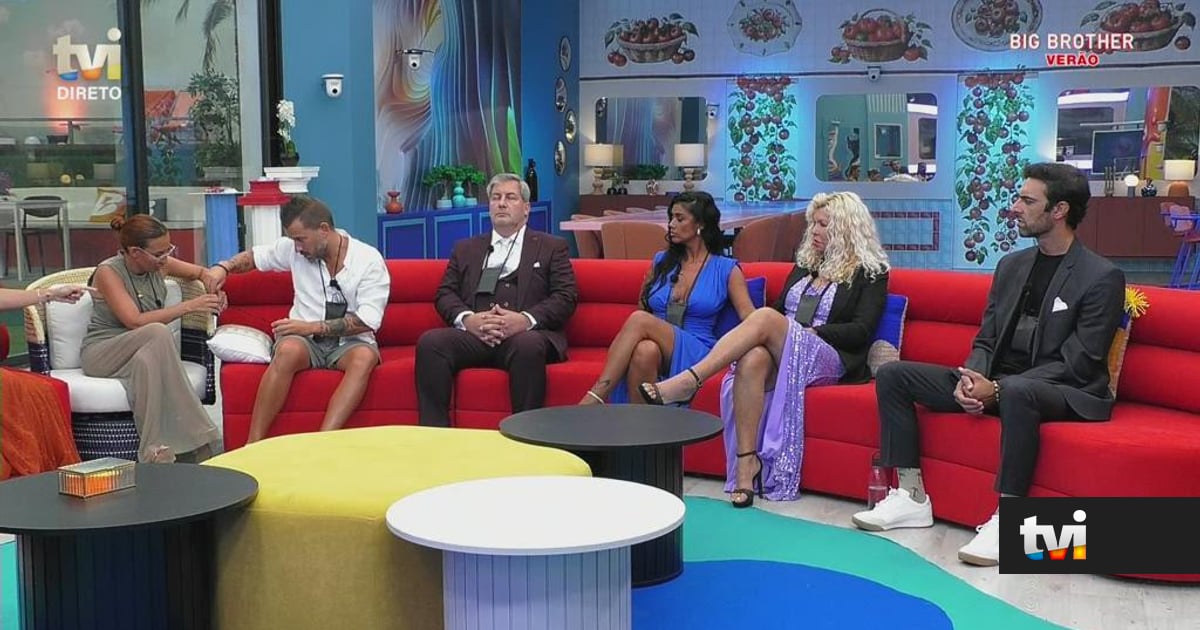 Eduardo Ferreira foi expulso do Big Brother Verão. Todas as reações da casa aqui - TVI
