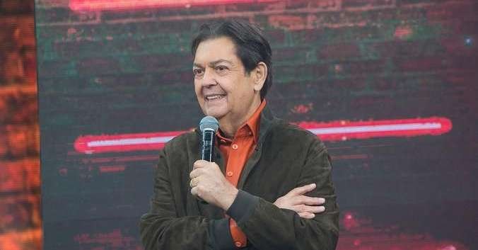 Faustão é extubado e está bem após transplantes