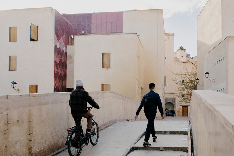 Revitalização da Praça Lalla Yeddouna / Mossessian Architecture + Yassir Khalil Studio - Fotografia de Interiores, Concreto