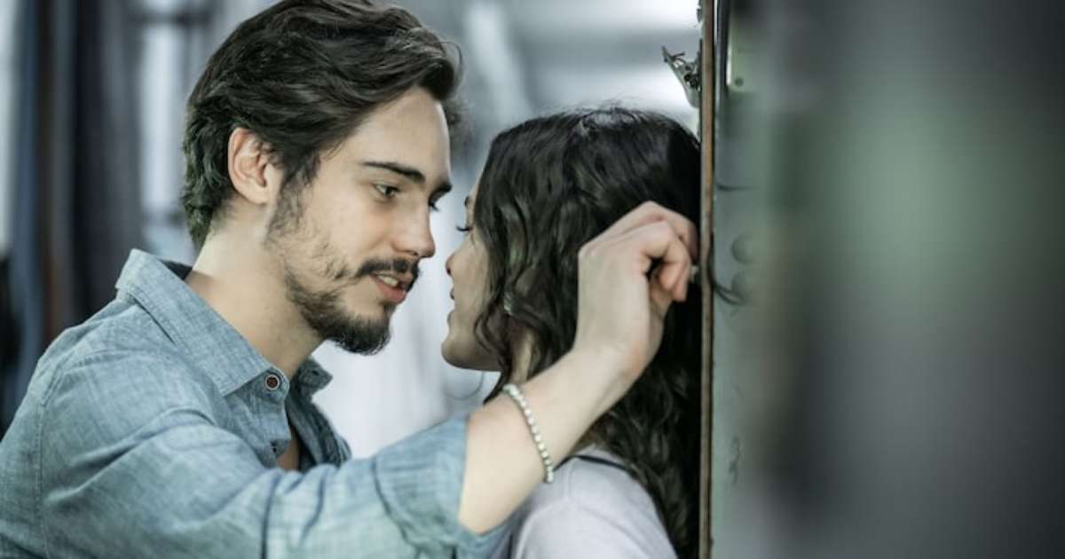Quem é o ator baiano apontado como affair de Bruna Marquezine
