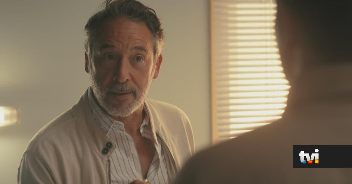Miguel encosta Joel à parede: «Não gosto do teu tom» - Novelas