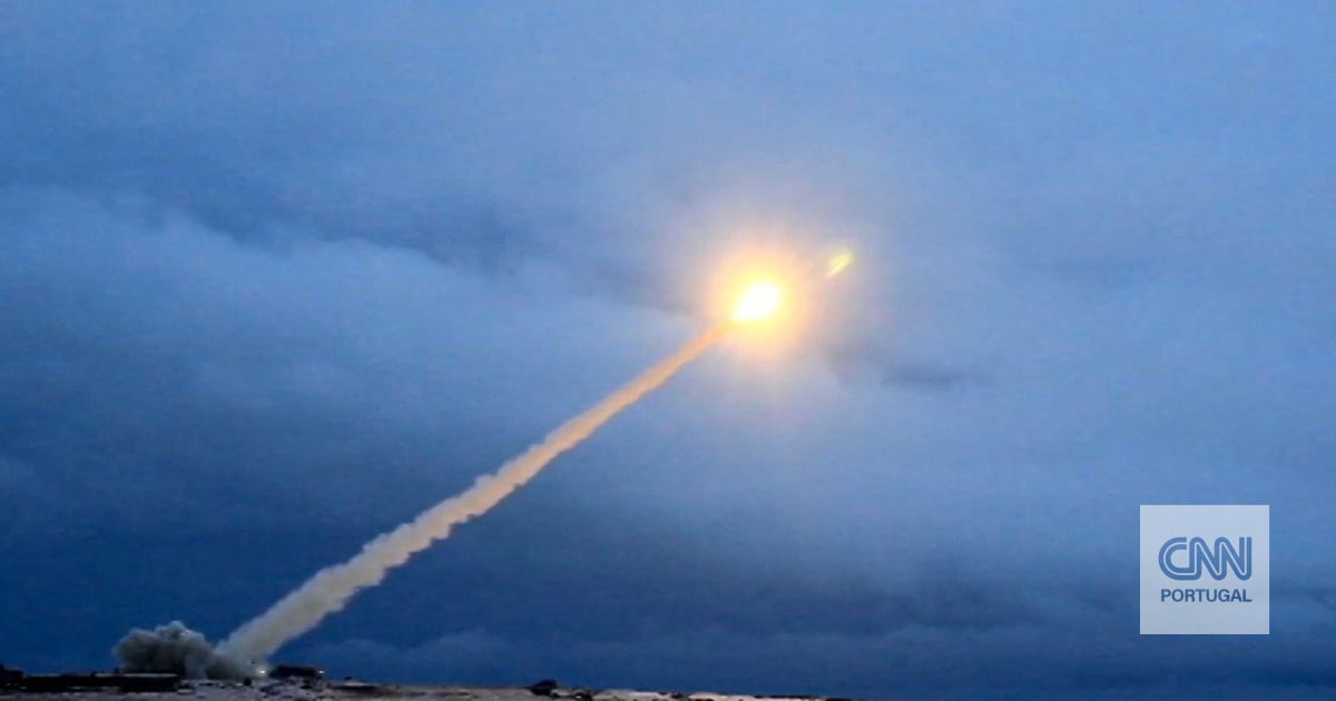 Rússia prepara teste com a arma nuclear que Putin diz ser "invencível"
