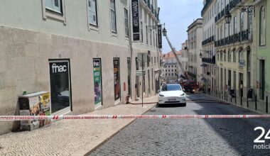 Ardeu prédio ao lado dos Armazéns do Chiado em Lisboa. Veja as imagens - SAPO