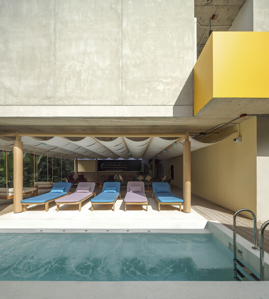 Hotel Vela be Siam / ASWA - Fotografia de Interiores, Madeira, Balcão