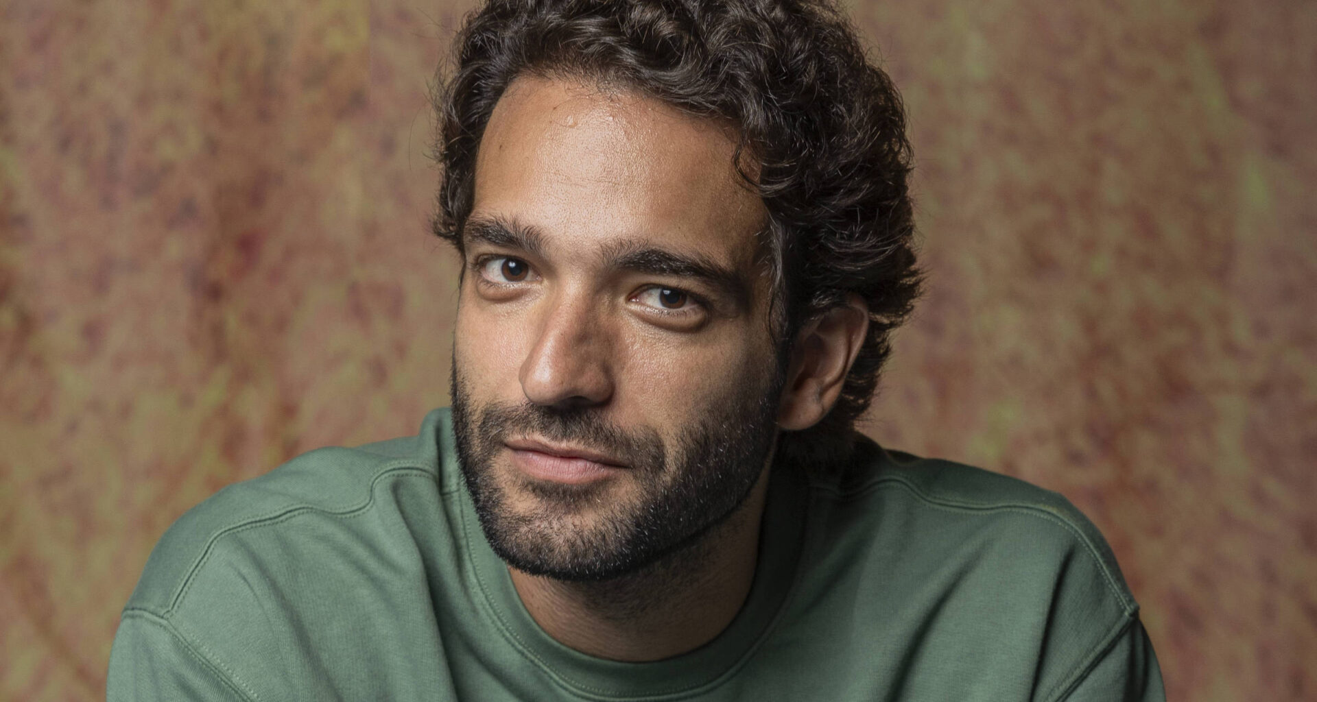 Afonso descobre que será pai em 'Vale Tudo' - 15/08/2025 - Televisão