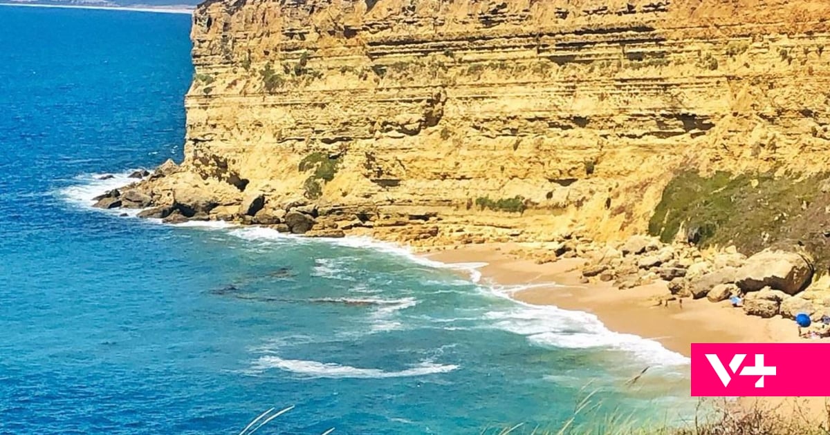 Esta praia quase deserta e de fácil acesso é o sonho de quem não gosta de confusões