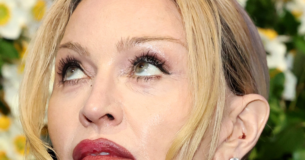 poucos sabem, mas esse é o grande sucesso de Madonna que a faz revirar os olhos