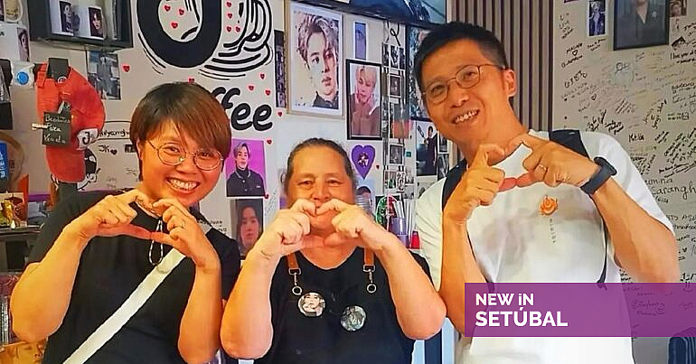 Aos 67 anos, Maria abriu em Setúbal o primeiro café português dedicado aos BTS — New in Setúbal
