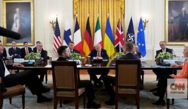 O "jovem e poderoso" Alex explicou porque é que um "pequeno" país europeu também esteve na Casa Branca