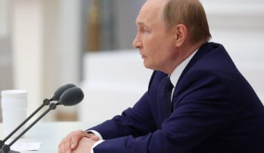Putin propôs a Trump encontro com Zelensky em Moscovo