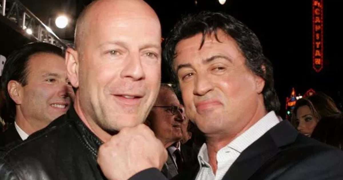 Sylvester Stallone demitiu Bruce Willis de Os Mercenários e comemorou nas redes sociais