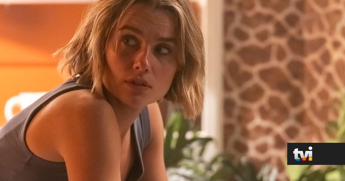 Vem aí «A Fazenda»: Júlia e Ary aguardam teste de paternidade - Novelas