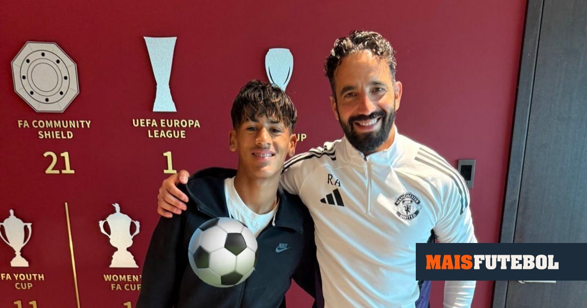Man. United: Ruben Amorim chama menino de 14 anos aos treinos