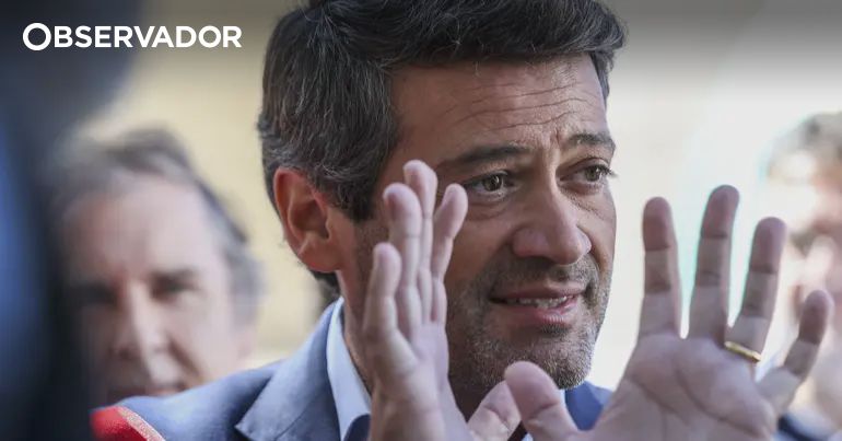 André Ventura publica vídeo a apagar fogo em Castelo Branco – Observador