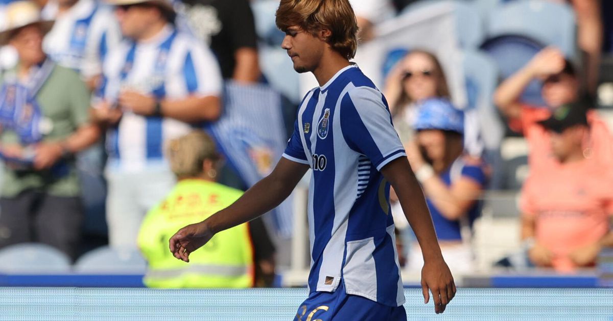 Mercado FC Porto: Al Ittihad desiste de Rodrigo Mora (por agora)