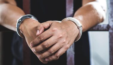 PJ detém dois homens que abriam contas bancárias em Portugal com documentos falsos