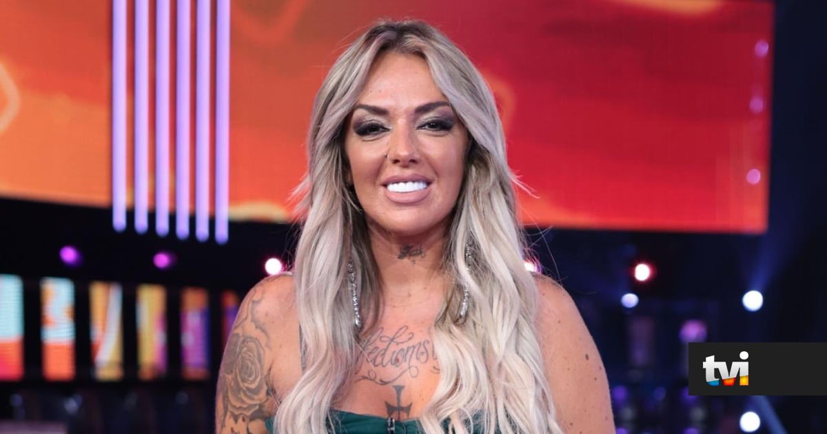 Claudia Nayara está grávida e esta é a sua primeira foto a mostrar a barriguinha - Big Brother