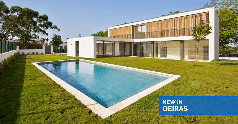 Esta moradia de luxo em Barcarena está à venda por 3 milhões (e tem piscina) — New in Oeiras