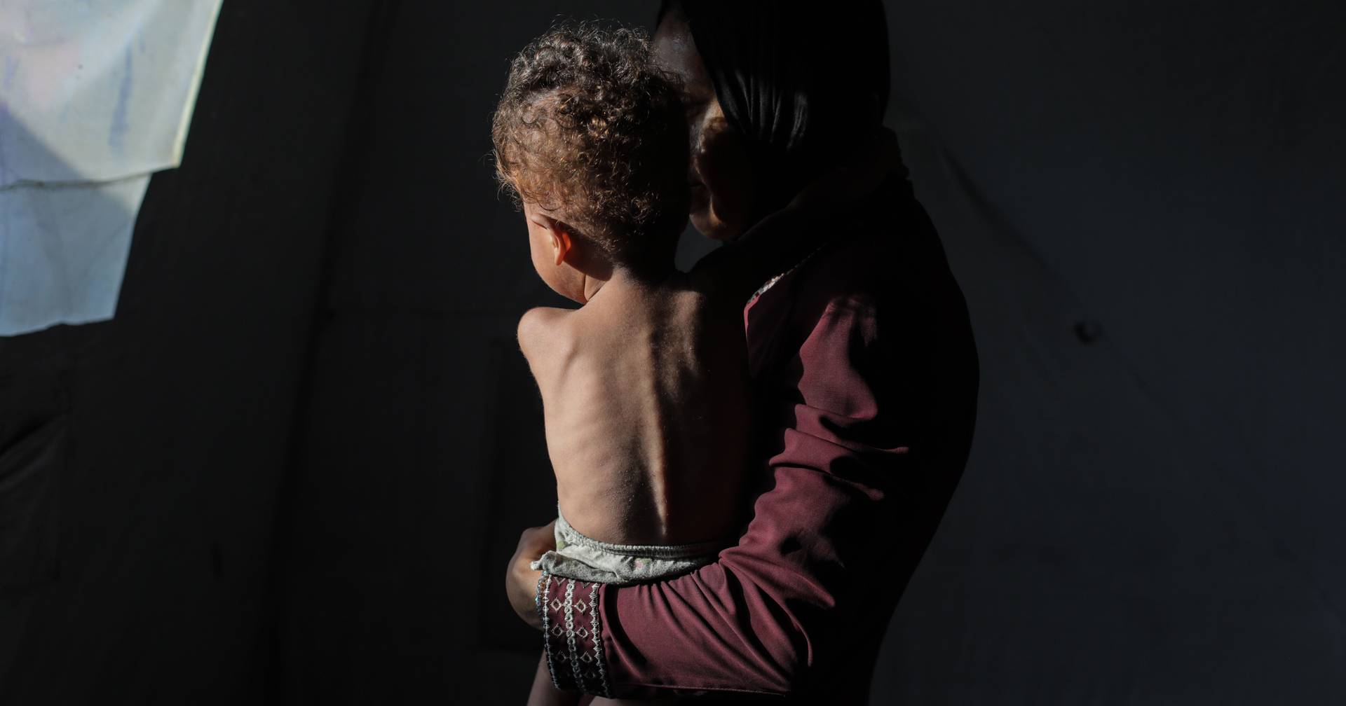 “Um colega meu palestiniano dizia: ‘chamem-lhe genocídio ou o que quiserem, nós estamos demasiado ocupados a morrer’” em Gaza