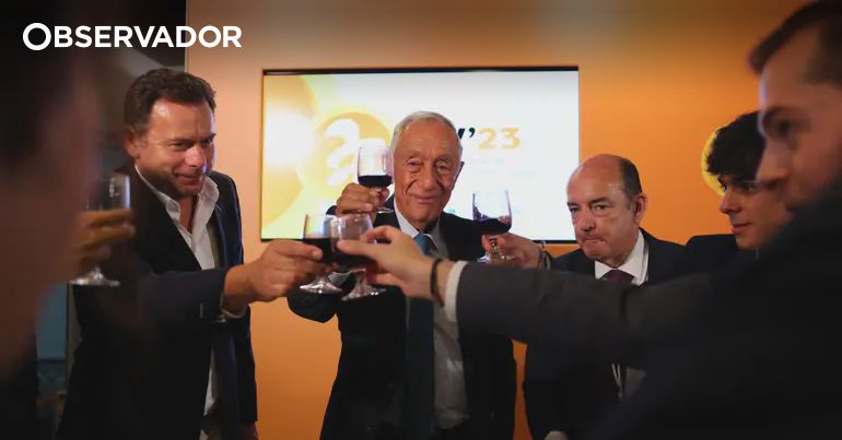 Marcelo na UVPSD à mesma hora que Montenegro responde na AR – Observador