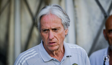 Jorge Jesus prepara limpeza no Al Nassr e quer saída de mais um estrangeiro do plantel