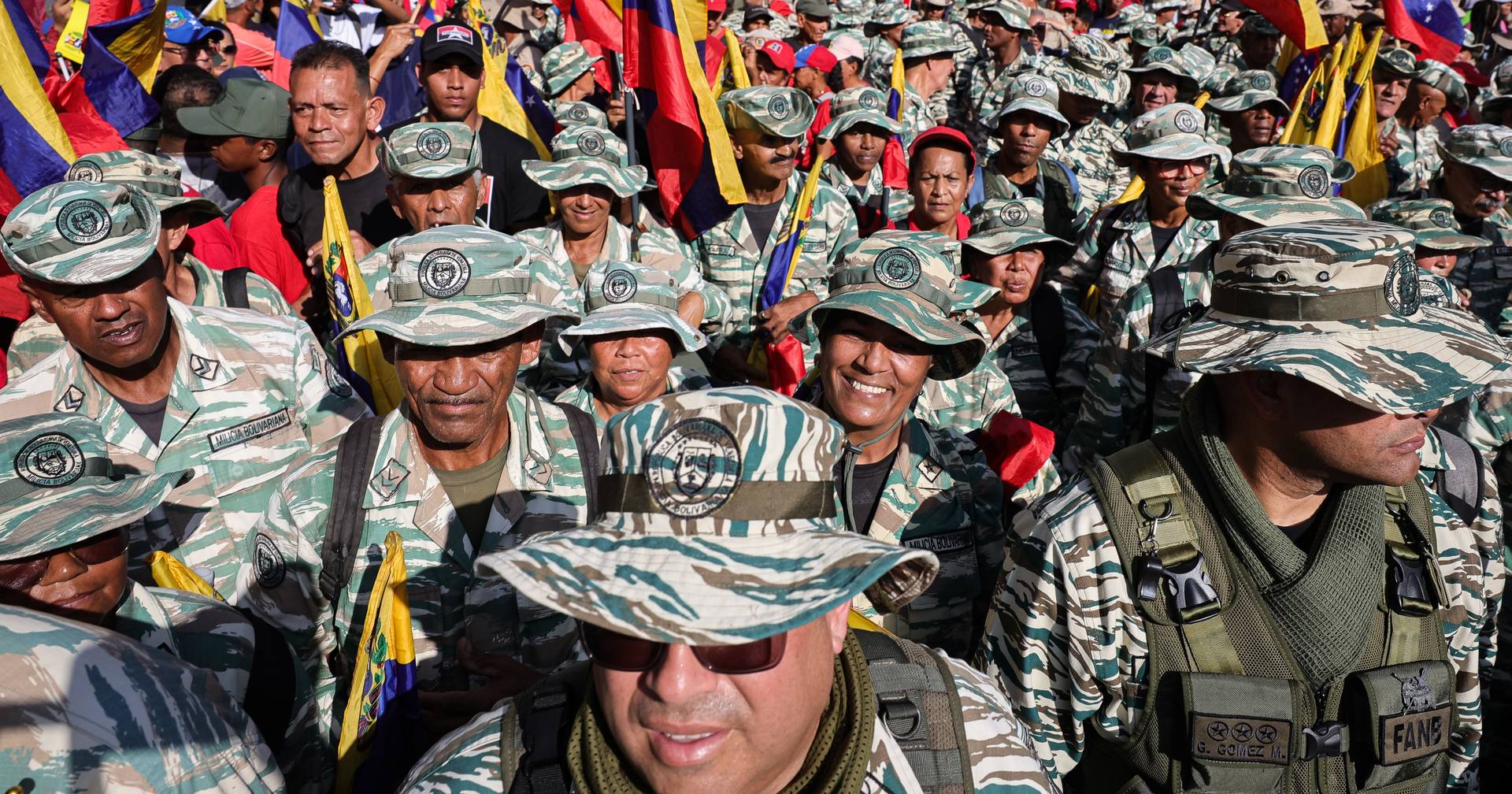 Venezuela envia drones, embarcações, aviação e 15.000 militares para a fronteira com a Colômbia