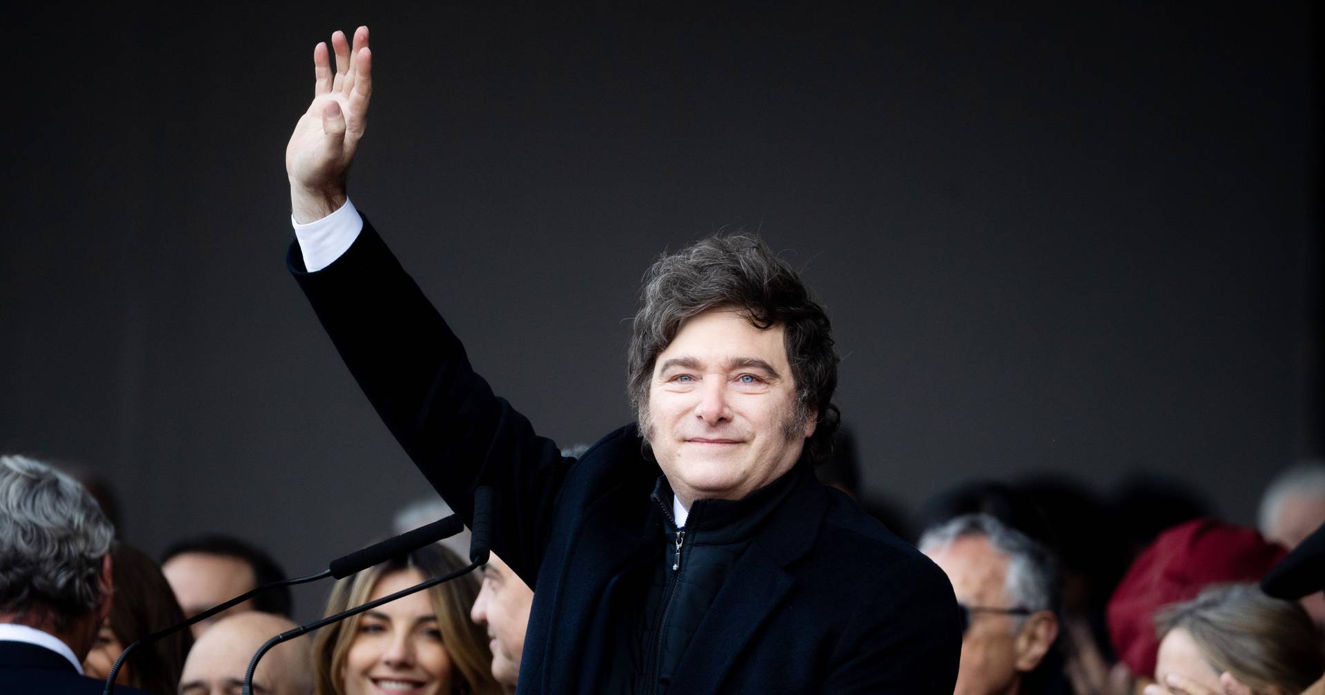 O silêncio incómodo de Milei: novo caso de corrupção atinge cúpula do poder a dois meses das legislativas na Argentina