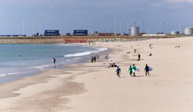 Contaminação microbiológica: dia não é para ir ao mar, mas nesta praia não poderia (mesmo) ir