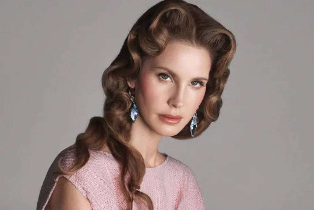 Lana Del Rey muda nome de álbum para 'Stove' (fogão) - 26/08/2025 - Música