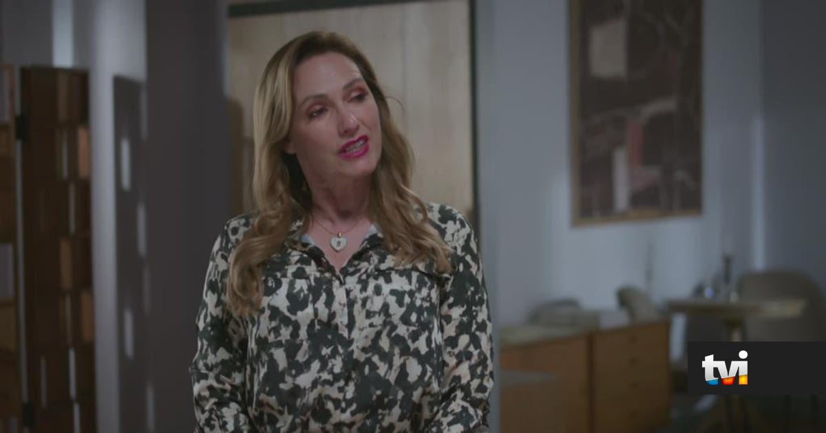 A Protegida: Clarice descobre segredo de Teresa. Ela é mãe de JD - Novelas