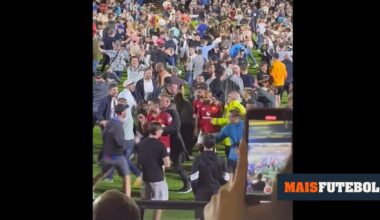 VÍDEO: adeptos invadem o campo, Bruno Fernandes escolta Mbeumo