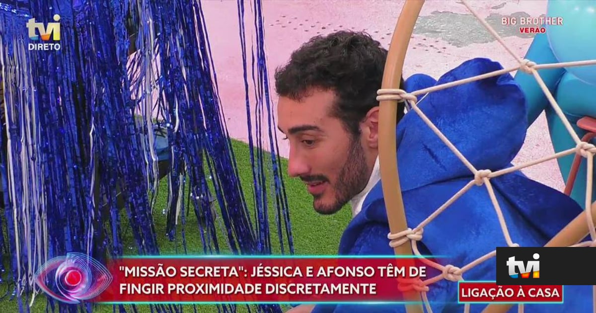 Catarina Miranda perde a cabeça com Afonso Leitão e Jéssica Vieira... e acaba por se declarar - Big Brother