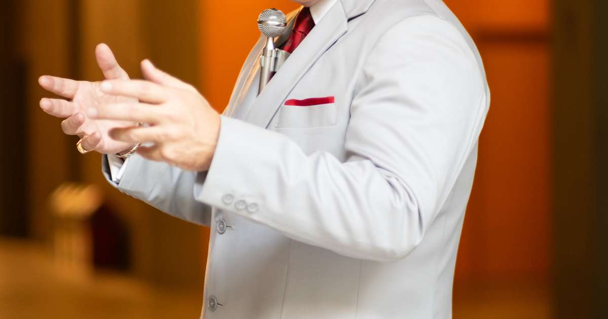 Confira o trailer oficial de 'Silvio Santos Vem Aí', protagonizado por Leandro Hassum
