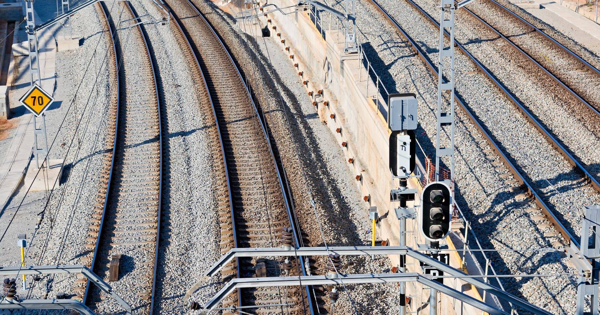 Atropelamento ferroviário causa uma vítima mortal e suspende circulação na Linha de Cascais