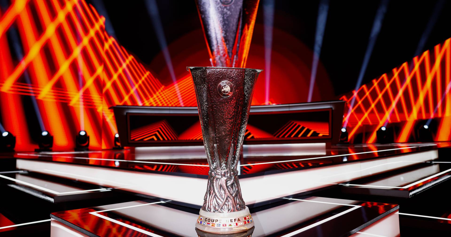 FC Porto e SC Braga com quatro adversários repetidos e deslocações desafiantes na Liga Europa