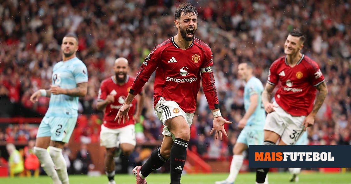 Penálti aos 90+7m de Bruno Fernandes dá a primeira vitória ao Man. United