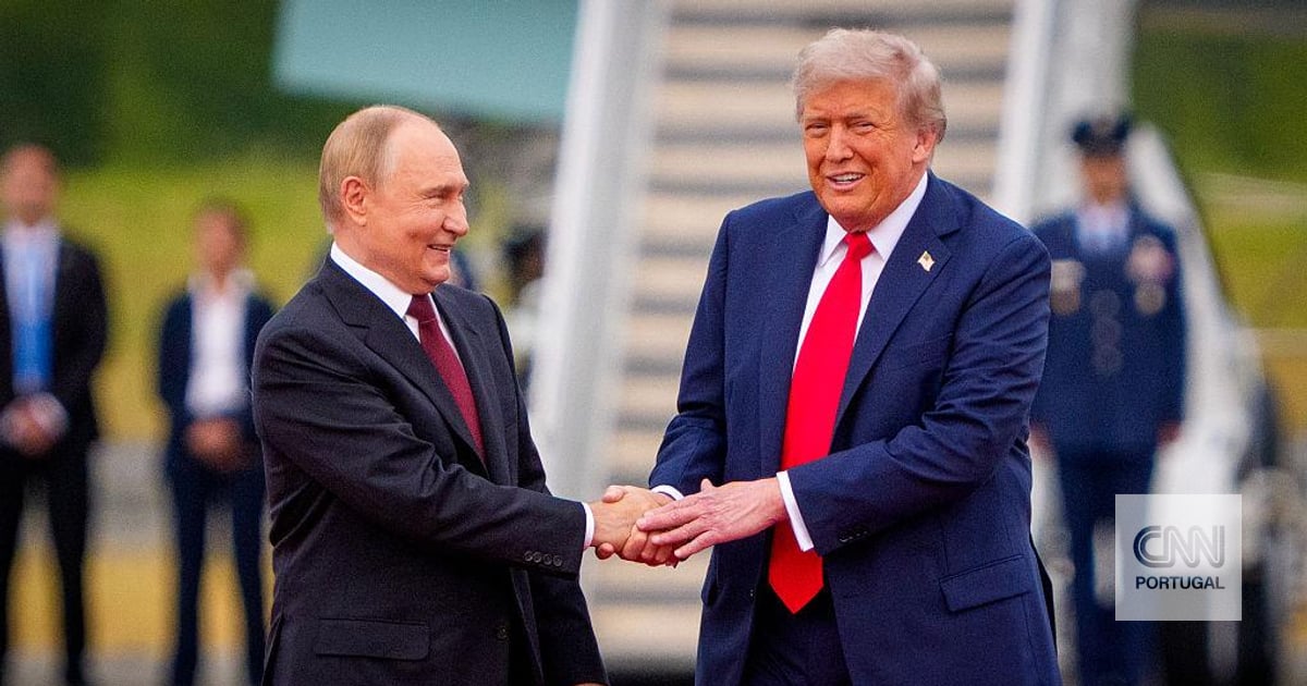 Trump acha que alguns países europeus estão a “alimentar expectativas irracionais” em Zelensky (e isso impede a paz na Ucrânia) 