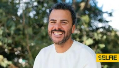 João Ricardo fala sobre conhecido rosto: "Com ela, tudo fica mais leve!"