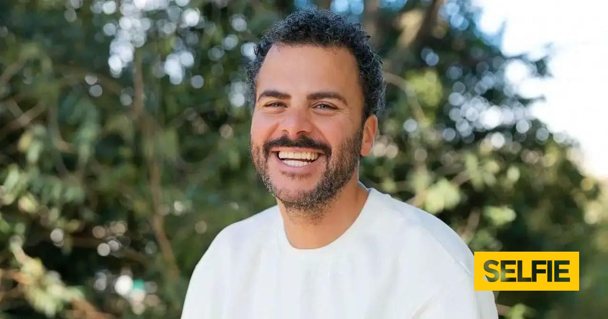 João Ricardo fala sobre conhecido rosto: "Com ela, tudo fica mais leve!"