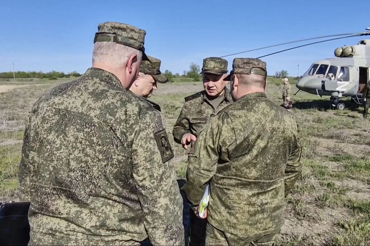Escândalo no exército russo: militares encenam cenários de guerra para receberem prémios e medalhas