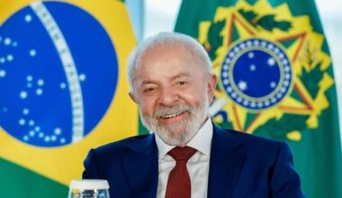 Lula assinou o documento durante cerimônia no Salão Nobre do Palácio do Planalto -  (crédito: Ricardo Stuckert/PR)