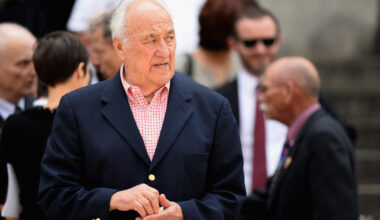 Jerry Adler começou no mundo das artes nos bastidores do teatro - AFP