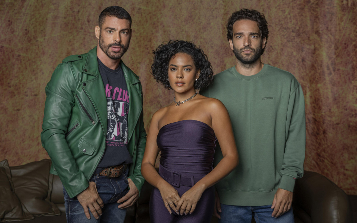 Vale Tudo: Afonso flagra Maria de Fátima com César e a expulsa de casa | Televisão