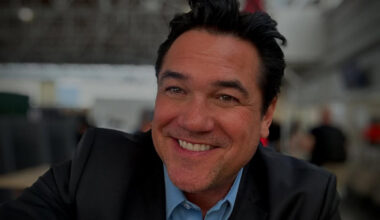 Ex-Super-Homem, Dean Cain diz que se inscreveu para ser agente anti-imigração de Trump | Celebridades