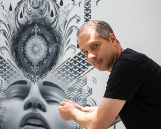 Jornalista Tulio Milman lança o livro "Onde estás?" em Porto Alegre